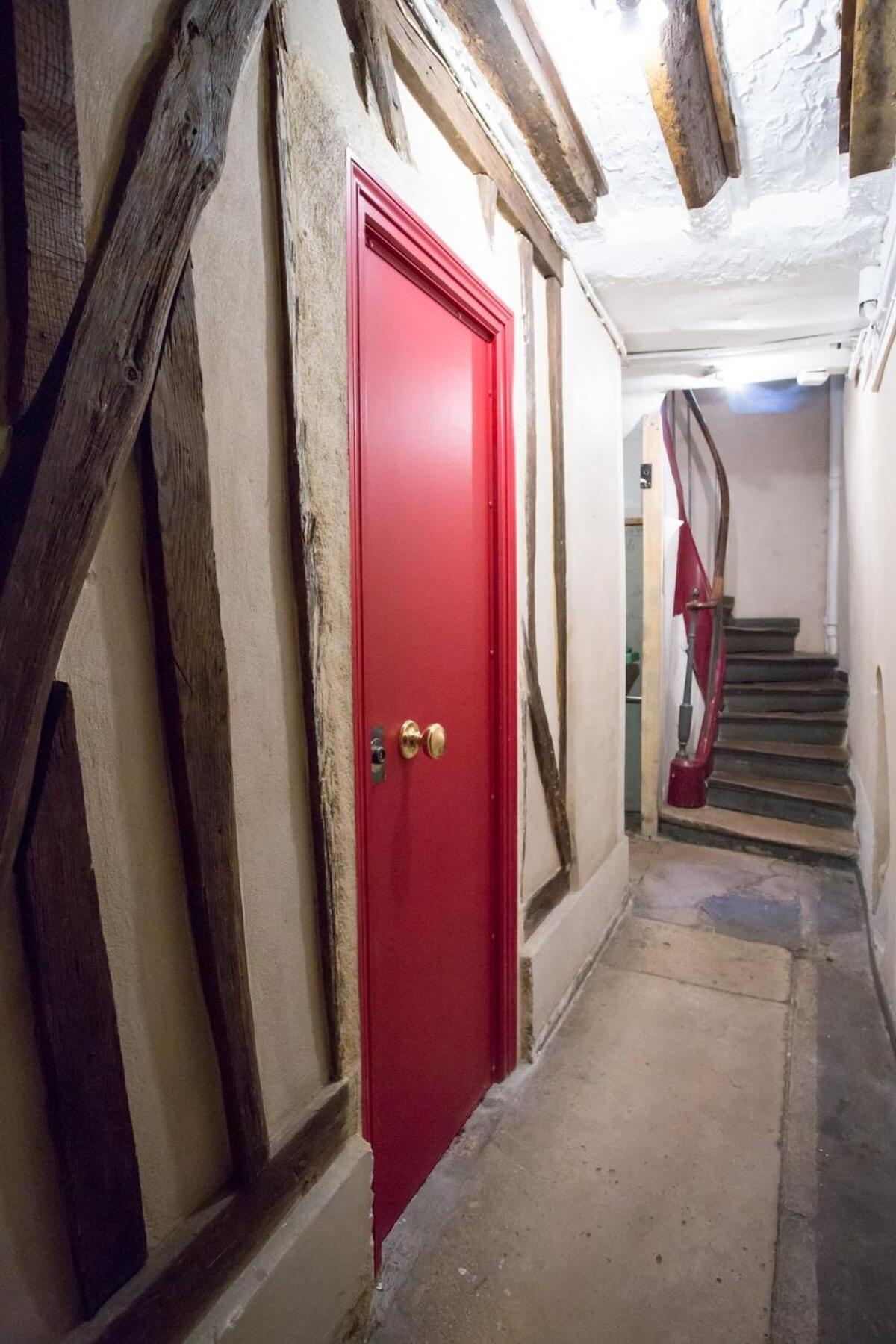 Апартаменты La Boutique Du Sentier Париж Экстерьер фото